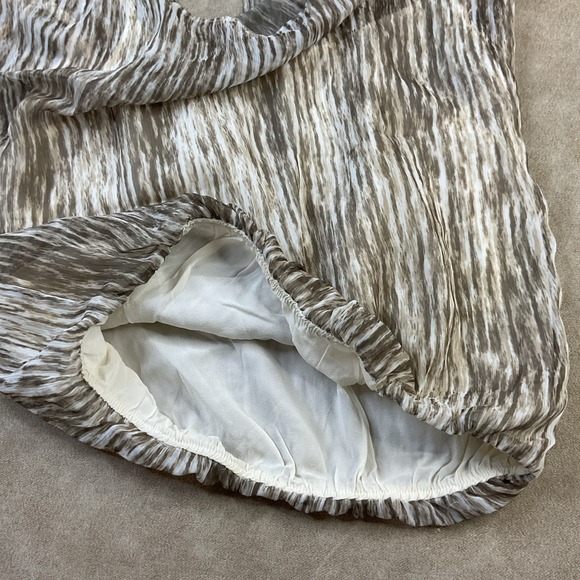 Alice + Olivia Top Layered Cami Blouse Silk Lining Women Sz XS Animal Print - Picture 4 of 10